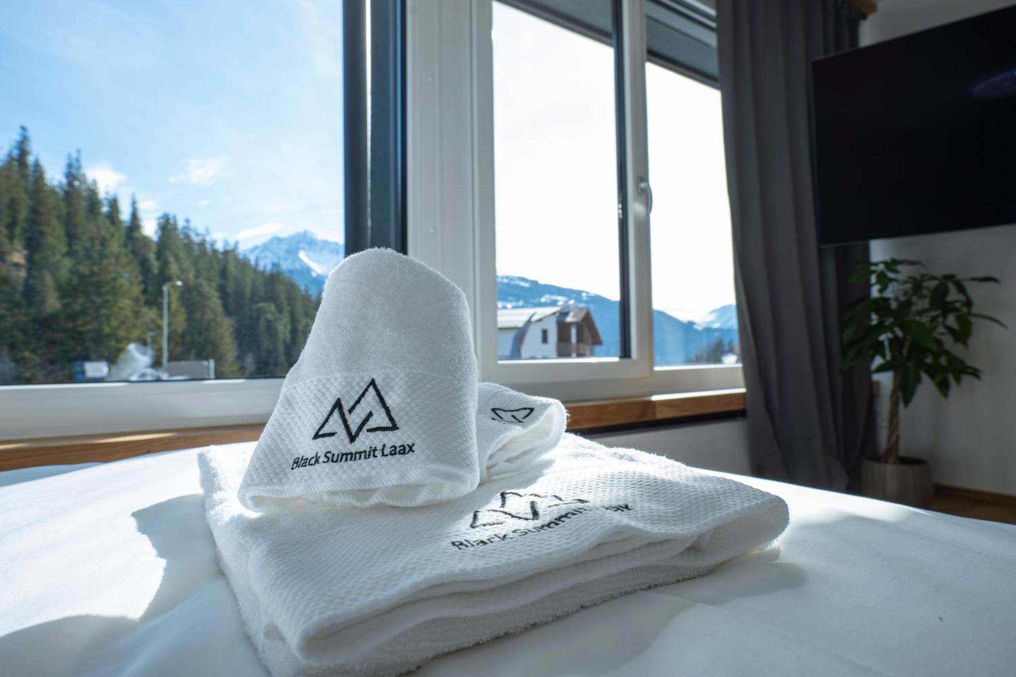 Black Summit Boutique Resort Laax Luaran gambar