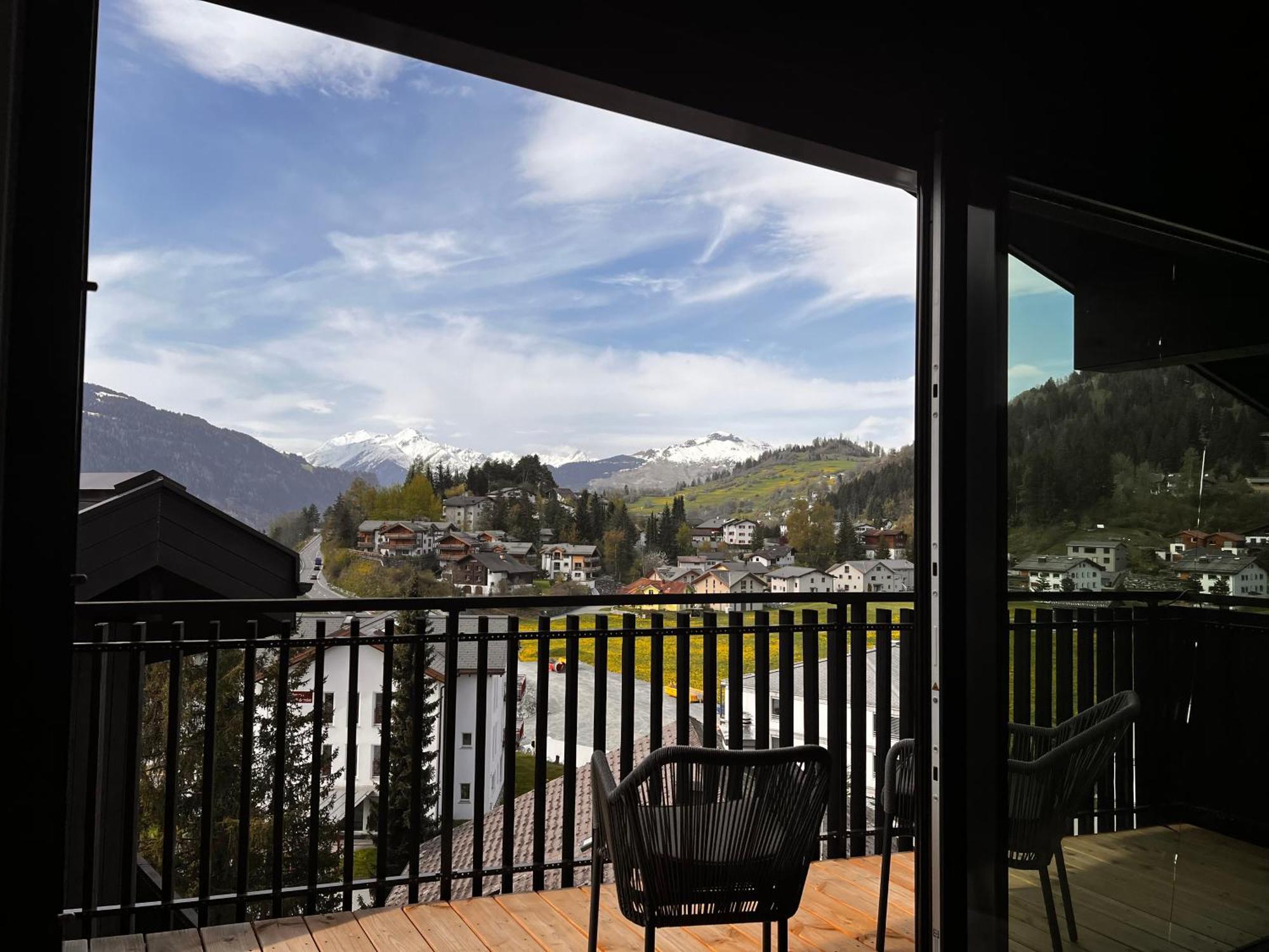 Black Summit Boutique Resort Laax Luaran gambar