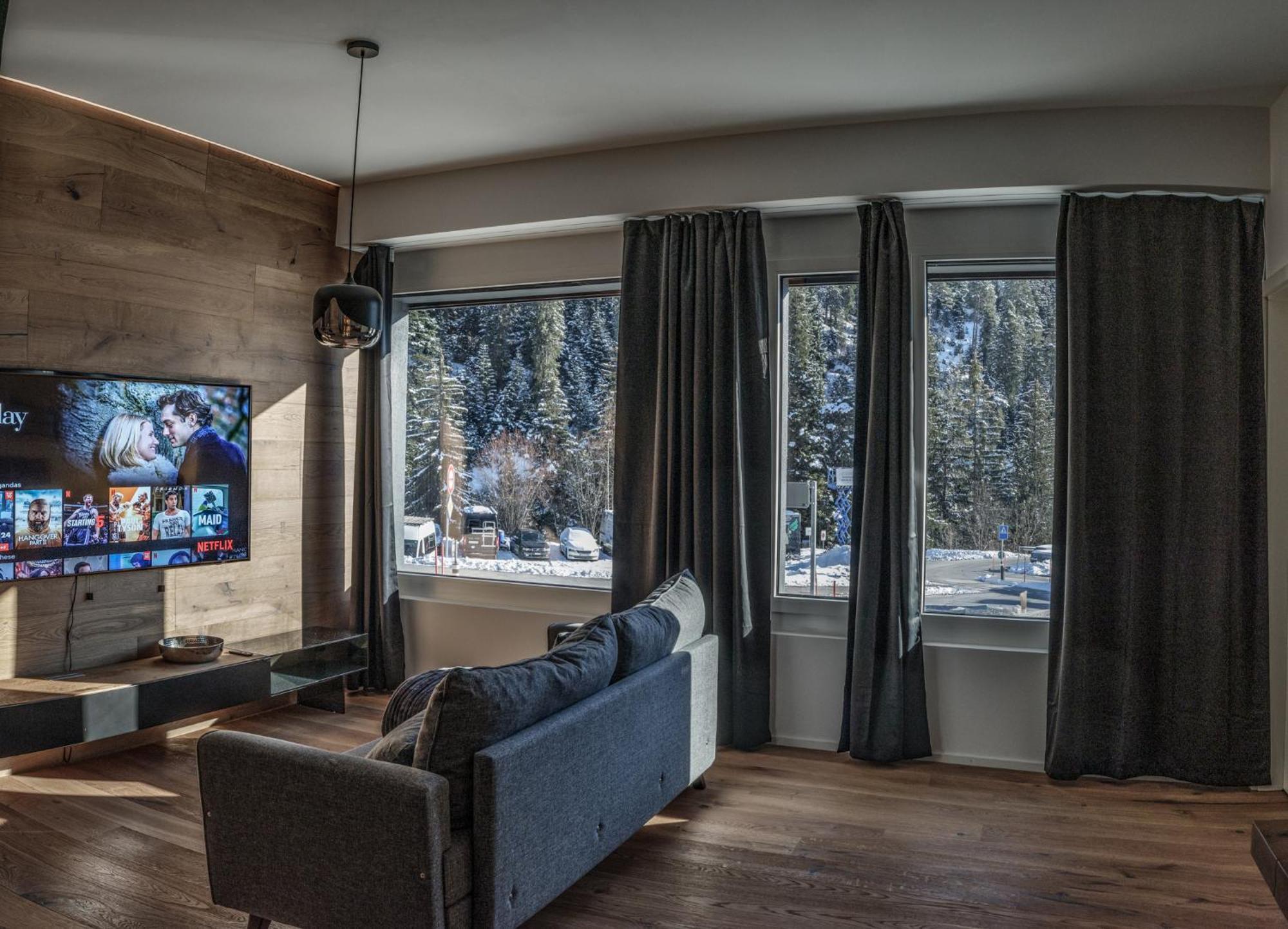 Black Summit Boutique Resort Laax Luaran gambar